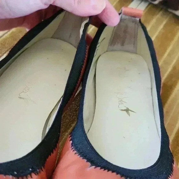 Very Lovely Soles Essence Flats Coral sz 7 - Picture 15 of 16